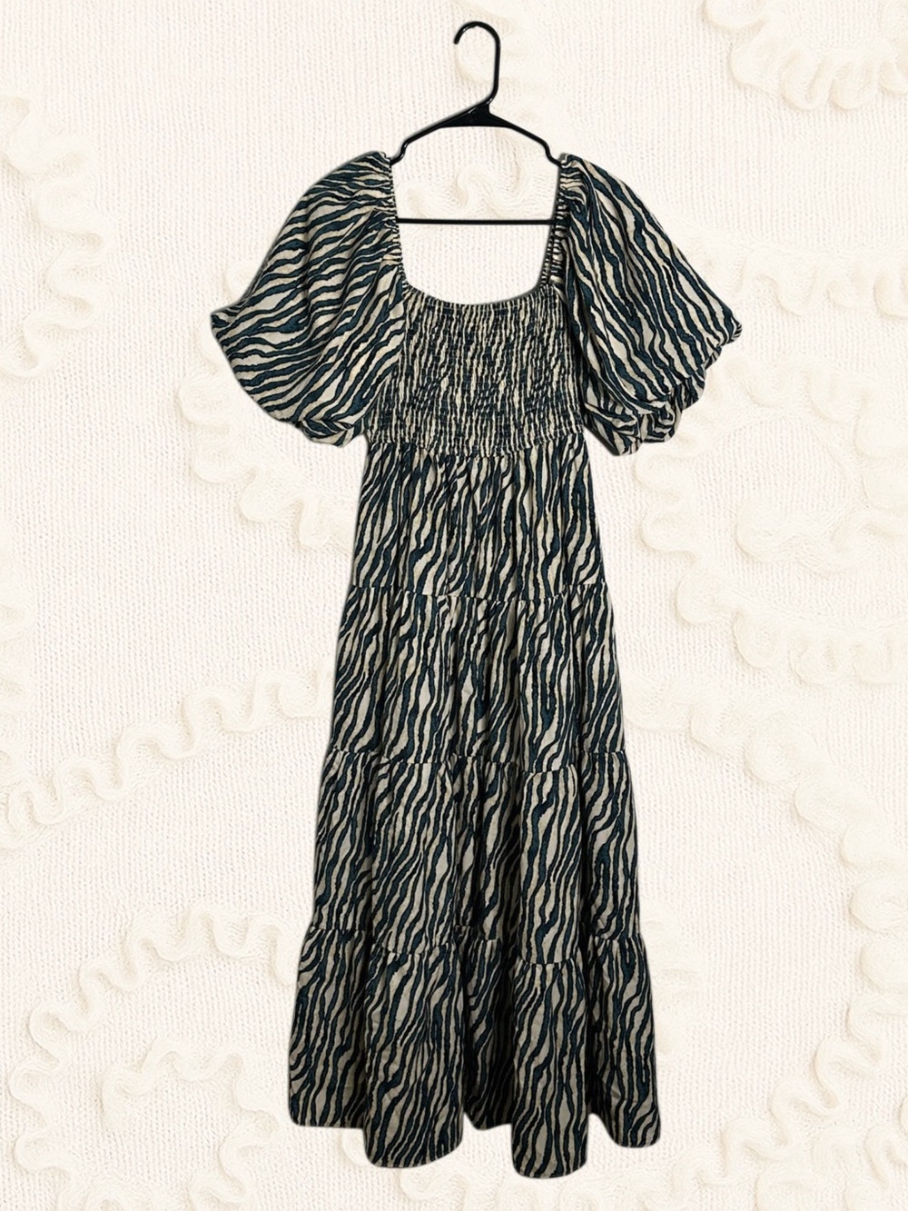 entro Animal Print Midi Dress in Black & Green Size Small Like New